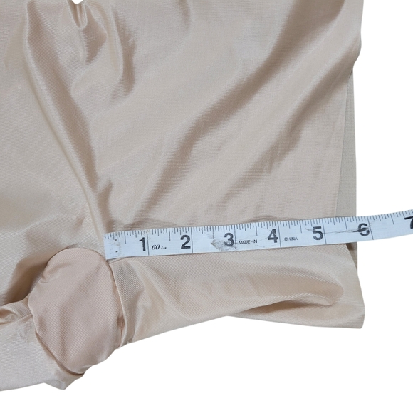 Spanx Thinstincts 2.0 High-Waisted Mid-Thigh Short Womens L Petite Beige #10233Q - Picture 10 of 10